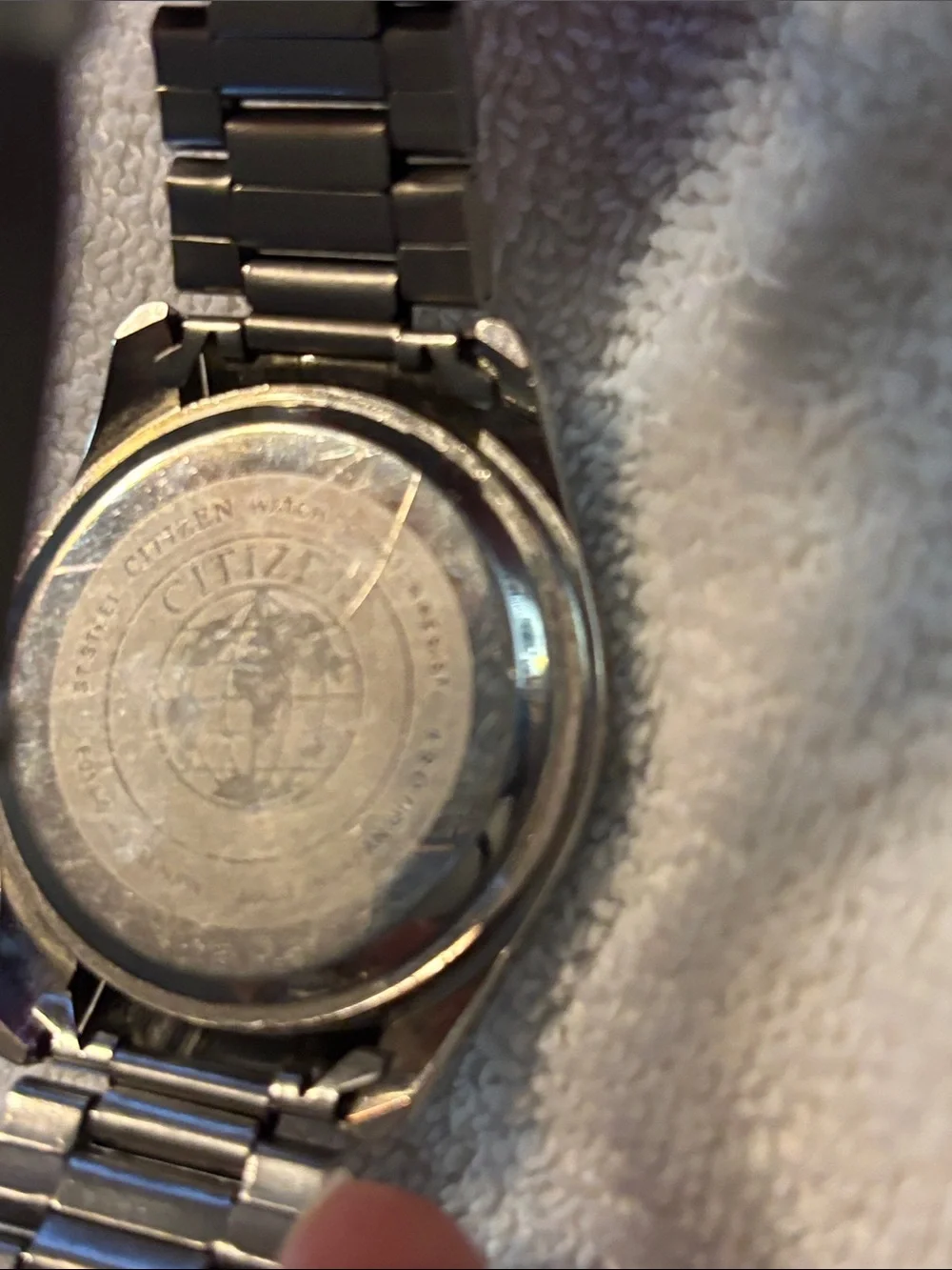 Men's Silver Tone Analog Watch with Black Dial